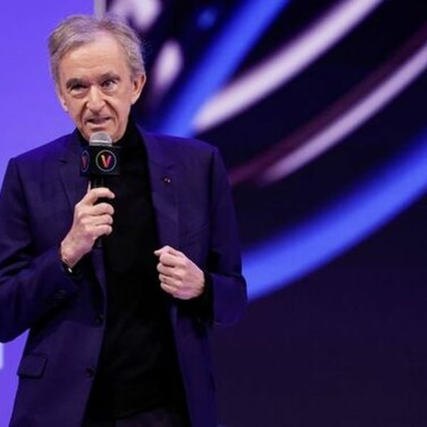 Elon Musk loses title of world's richest man to LVMH's Arnault