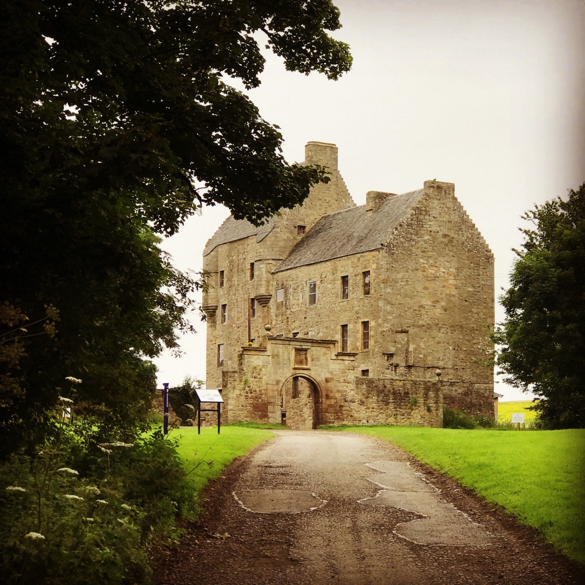 Top Outlander Filming Locations in Scotland | by Photasma.com | Jan, 2023