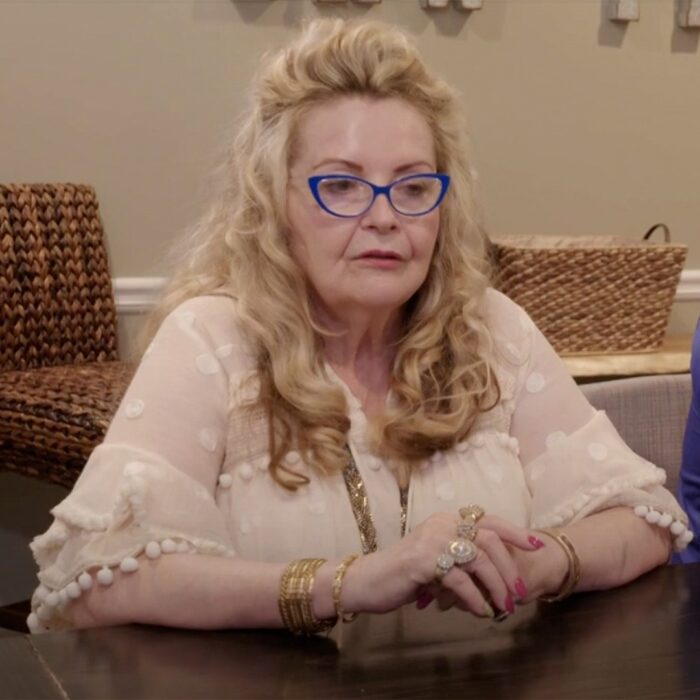 90 Day Fiancé: The Different Means Clip: Debbie and Her Son Struggle Over Financially Supporting Oussama – E! On-line
