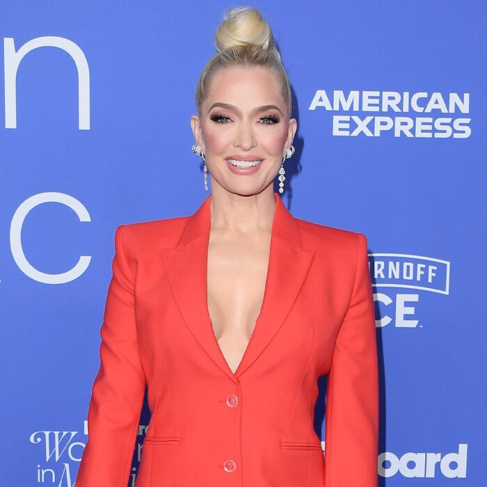 Did RHOBH’s Erika Jayne Simply Announce a Las Vegas Display? See Her Large Occupation Information – E! On-line