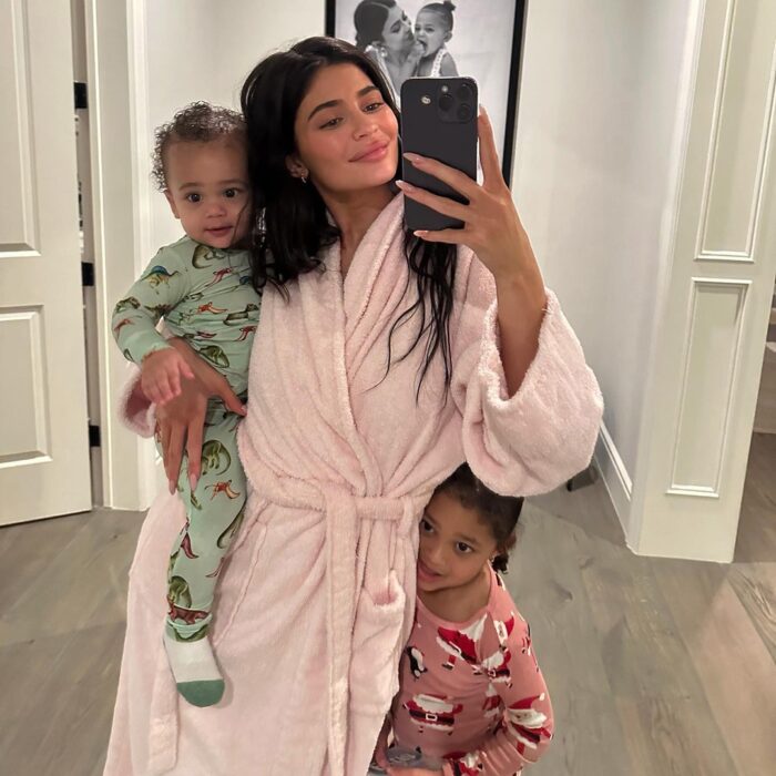 Kylie Jenner Stocks By no means-Sooner than-Observed Footage of Children Stormi and Aire on Mom’s Day – E! On-line