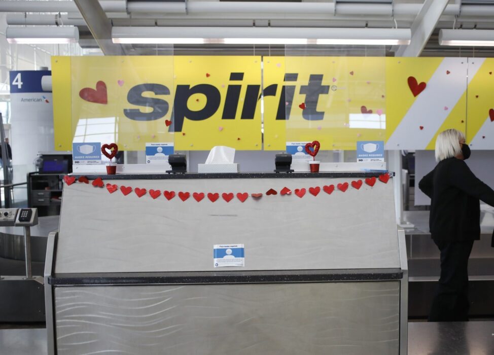 VIDEO: Ohio Man Accused Of Trying To Choke Police Officer To Death During Disturbance At Spirit Airlines Ticket Counter