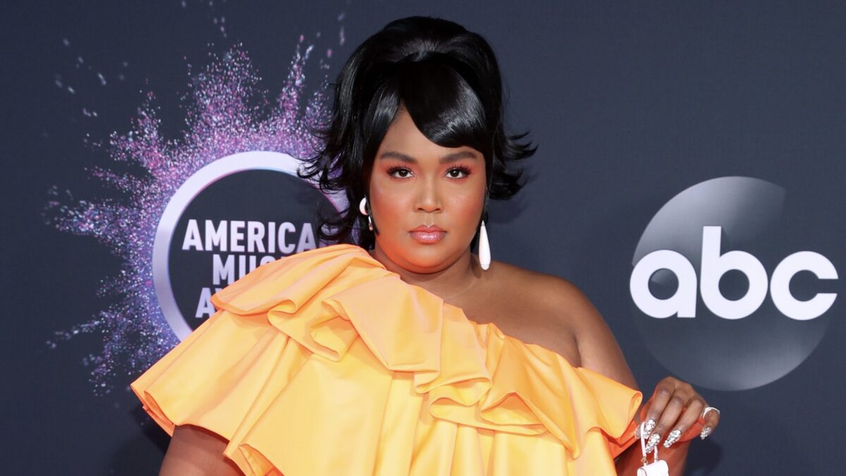 UPDATE: Lizzo's Ex-Backup Dancers Say The Singer Is 'Essentially Gaslighting' Them After Denying Their Allegations