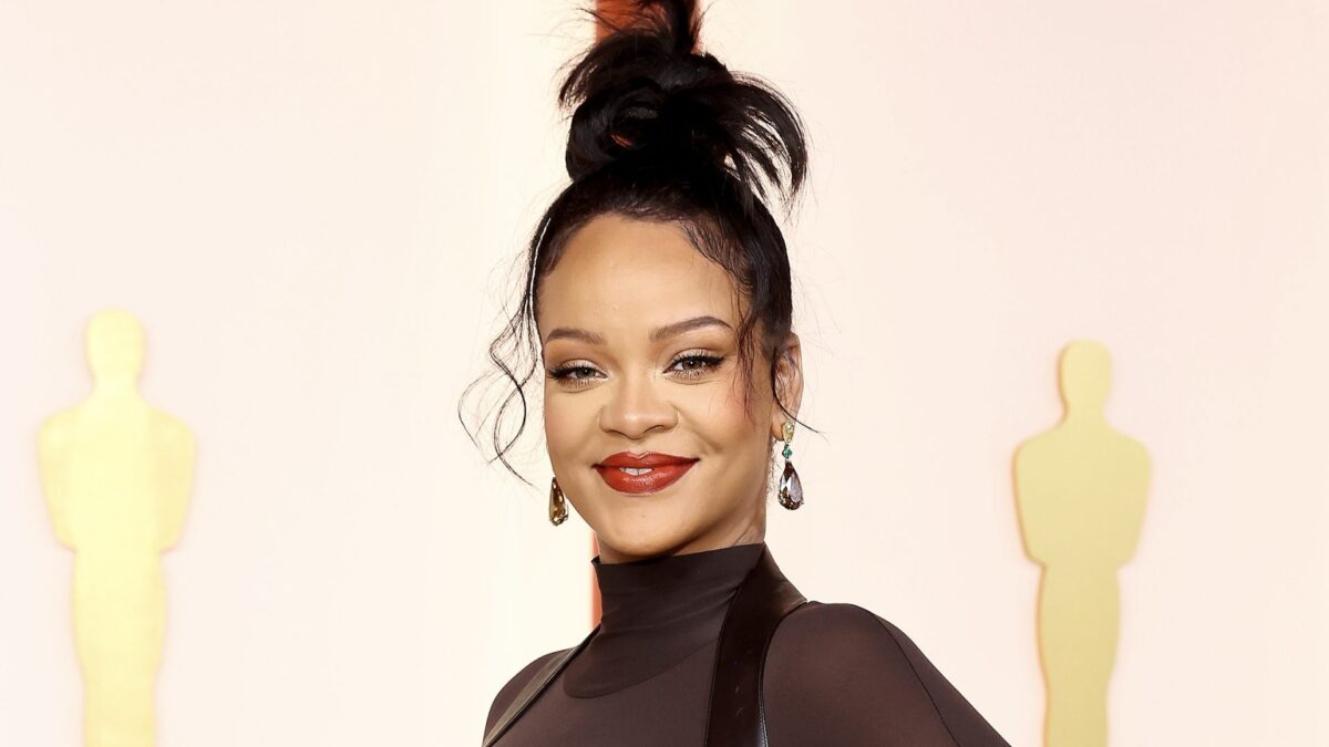 Rihanna Makes 'Huge' Donation To Disabled & Homeless Veterans In LA After Recently Giving Birth To Second Son