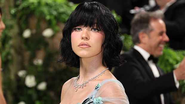 Sydney Sweeney Is Unrecognizable on the 2024 Met Gala in Black Hair & Blue Ball Robe: Pictures